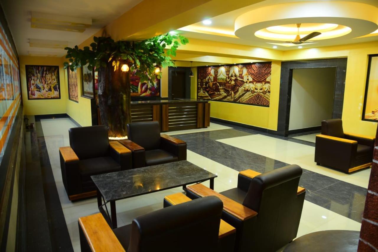 Hotel Vaishnavi Residency Tiptur Tarikere Esterno foto